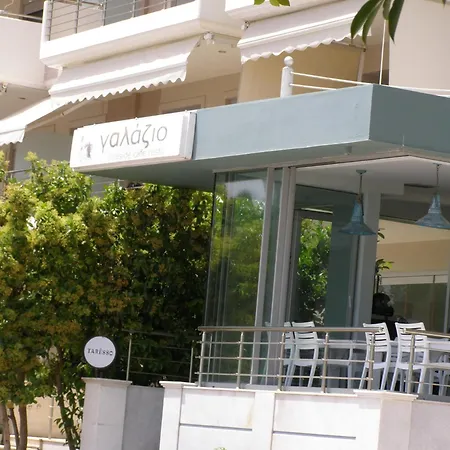 Doll House Next To The Sea Apartment