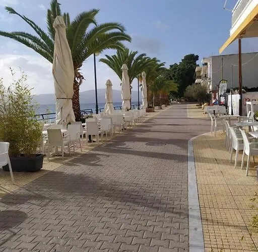 Doll House Next To The Sea Agioi Theodoroi (Corinthia)