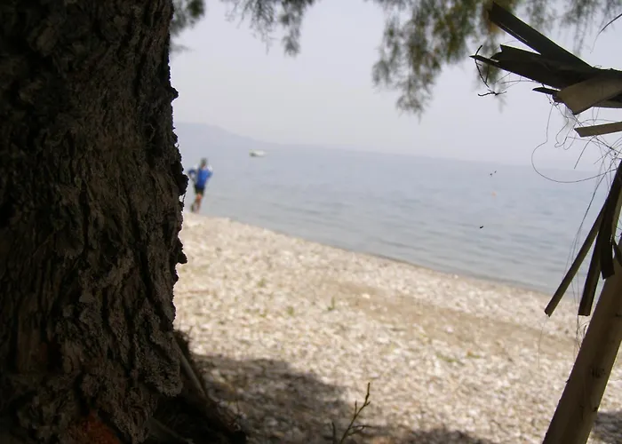 Doll House Next To The Sea Agioi Theodoroi (Corinthia)