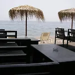 Doll House Next To The Sea Appartamento Agioi Theodoroi (Corinthia)
