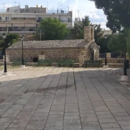 Doll House Next To The Sea アイイ・テオドリ