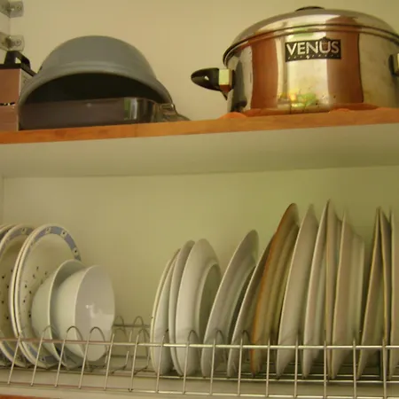 Doll House Next To The Sea アイイ・テオドリ