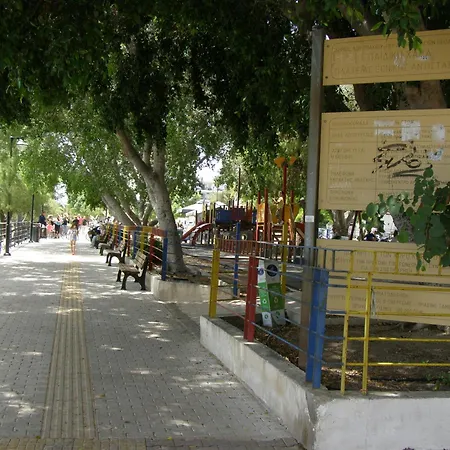 Διαμέρισμα Doll House Next To The Sea