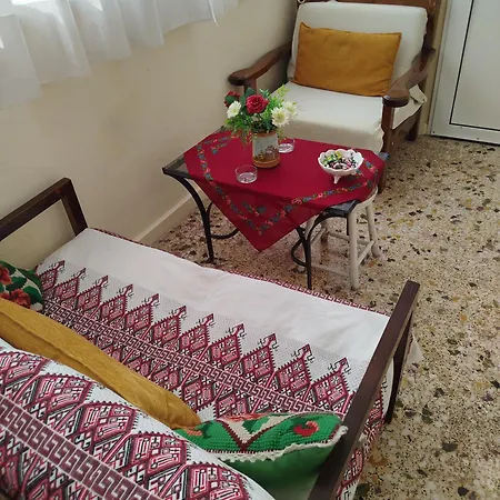 Doll House Next To The Sea *