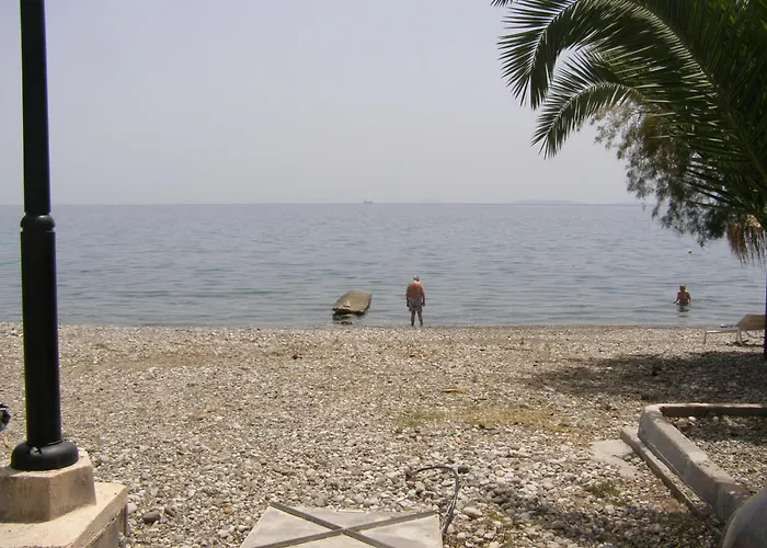 Lägenhet Doll House Next To The Sea Agioi Theodoroi (Corinthia)
