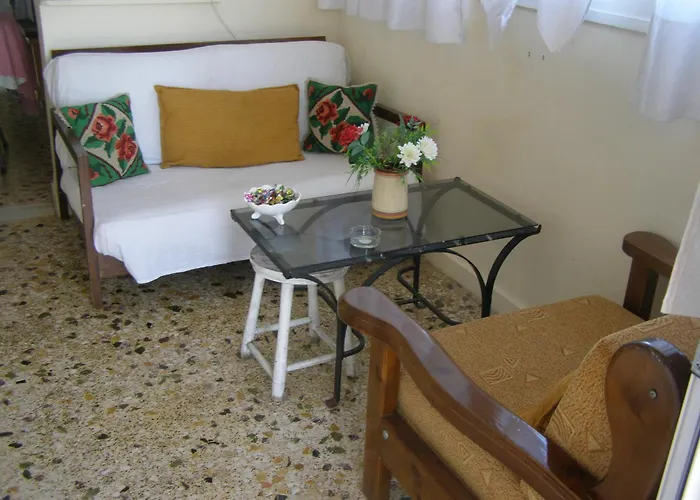 Doll House Next To The Sea Agioi Theodoroi (Corinthia)